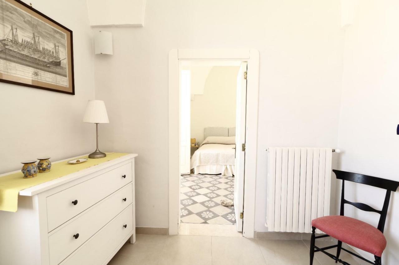 Slow Lecce - Old Town Apartment Sit Εξωτερικό φωτογραφία